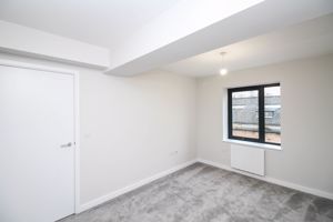 Bedroom- click for photo gallery